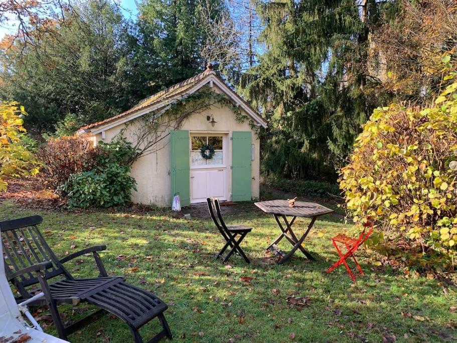 Maisonnette En Clairiere De Foret Gambais Dış mekan fotoğraf